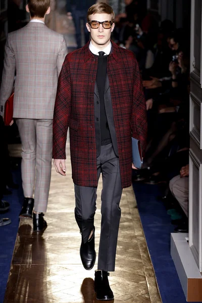 Look 23